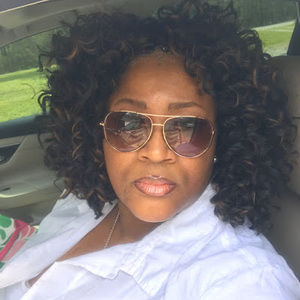 Meet your Posher, Jacqueline